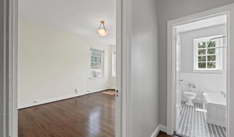 2737 DEVONSHIRE Pl NW 110, Washington, DC 20008