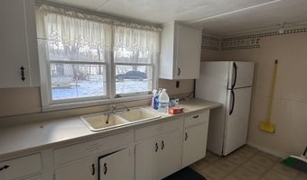 495 Lane 110 Hog Back Lk, Angola, IN 46703