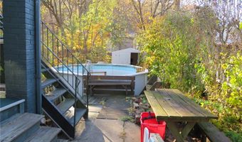 20 Beech St, Ambridge, PA 15003