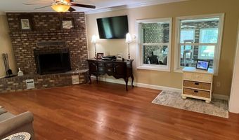 9 Apalachee St, Apalachicola, FL 32320