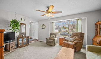 1401 Alderwood Dr, Altoona, IA 50009