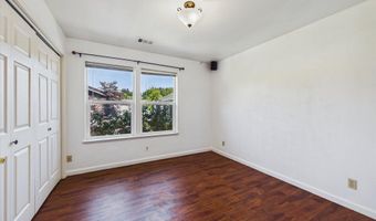 2966 Janes Creek Dr, Arcata, CA 95521
