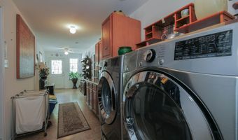 15 W Bolton Ave, Absecon, NJ 08201