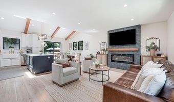 3662 VACATION Ln, Arlington, VA 22207