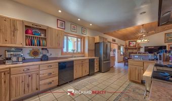 6 Bear Creek Rd, Cody, WY 82414
