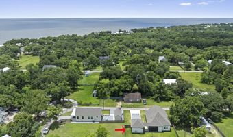 205 Caron Ln, Bay St. Louis, MS 39520
