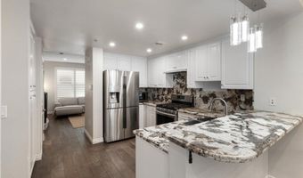 89 E Commonwealth Ave 1P, Alhambra, CA 91801