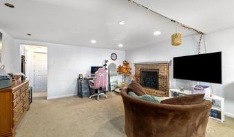 113 W Inwood St, Bethune, SC 29009