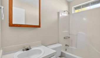 15600 Glen Dr, Biloxi, MS 39532