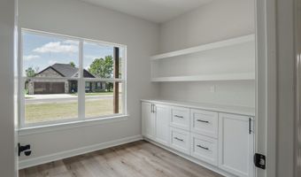 239 Michelle Dr, Beebe, AR 72012