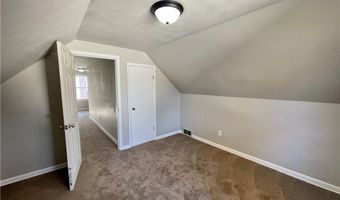 700 Kennebec Ave, Akron, OH 44305
