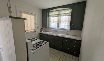 602 Avenue 2 NE, Atkins, AR 72823