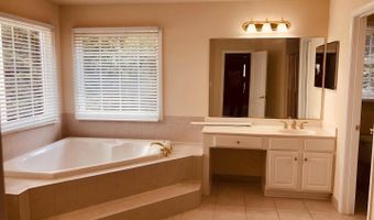 8533 GALLAHAN Ct, Alexandria, VA 22309