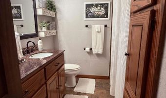 1003 Avenue B, Beaver, OK 73932