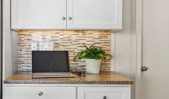 101 Broad St 8C, Boston, MA 02110