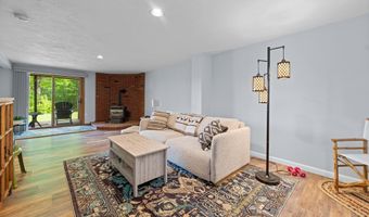 21 Village W Dr 15, Alexandria, NH 03222