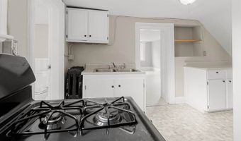 176 Court St, Bangor, ME 04401