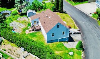 4 Heritage Cir, Johnston, RI 02919