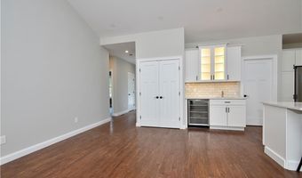 27 Sunset Lake Cir, Coventry, RI 02816