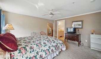 20 Eagle Point Rd, Bath, ME 04530