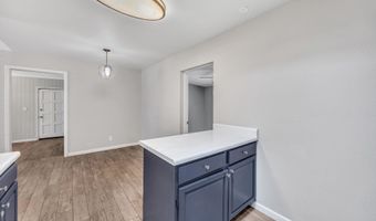102 W HOLLY Ln, Avondale, AZ 85323
