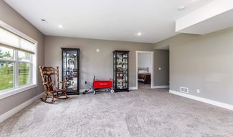 2207 Eldie, Asbury, IA 52002