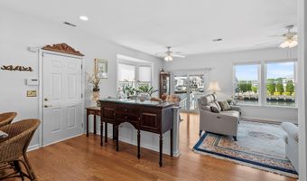 12 Blue Heron Ln, Bayville, NJ 08721