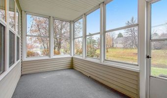 1631 Weatherstone Dr, Ann Arbor, MI 48108