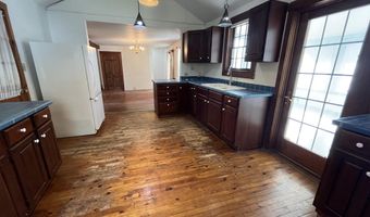 927 Carver St, Brandon, VT 05733