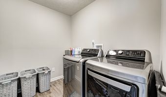 8557 Vyners Ln, Avon, IN 46123