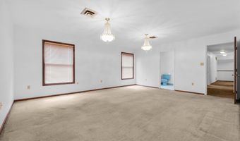 3908 SHORT HILL Dr, Allentown, PA 18104