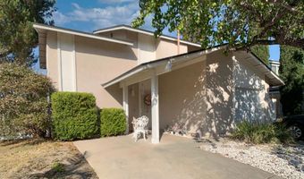 2239 LEDGEVIEW Ln, Spring Valley, CA 91977