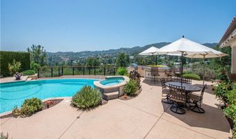 17068 Countess Pl, Encino, CA 91436