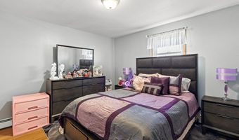 102 Williams Ave, East Providence, RI 02914