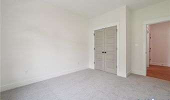10400 Meyers Park Dr, Ashland, VA 23005