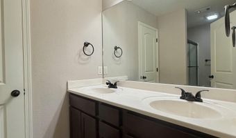 1148 Meadows Dr, Benton, AR 72019