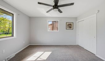 3647 E Galbraith Rd, Amberley, OH 45236