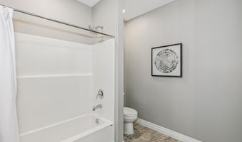 200 W Boxthorn Dr, Andover, KS 67002