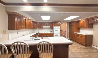 1396 Hutchinson Parrish Rd, Adel, GA 31620