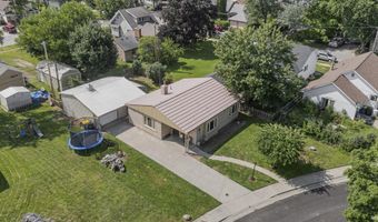 707 Ohio Ave, Auburn, IN 46706