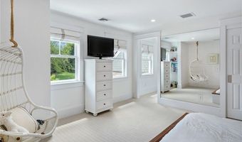 169 Wellington Ave, Newport, RI 02840