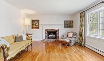 14 Minot Ave, Acton, MA 01720