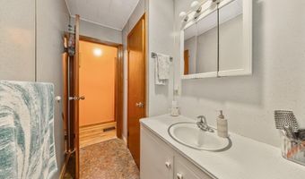 270 Winters Ln, Alburgh, VT 05440