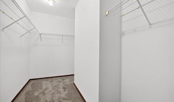 465 Redwood Forest Dr, Ballwin, MO 63021