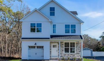 293 Trenton Ave N, Bayville, NJ 08721