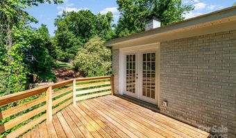 2528 Arnold Dr, Charlotte, NC 28205