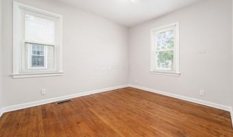 884 S Chesterfield Rd, Columbus, OH 43209