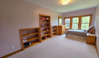 155 Hillwinds North Rd, Brattleboro, VT 05301
