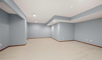 11301 69th St NE, Albertville, MN 55301