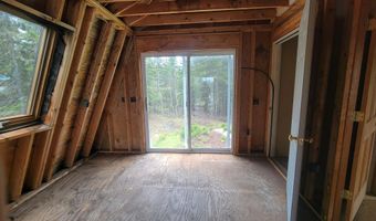 55 Black Duck Cove Rd, Beals, ME 04611